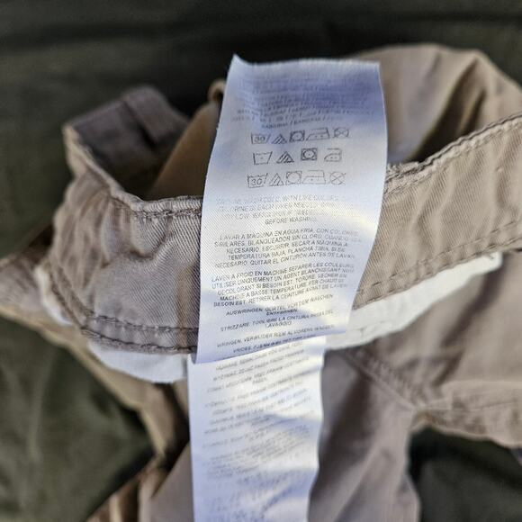 Guess Men's Cargo Shorts Size 32 Outdoors Gorpcore Utility - Picture 6 of 10